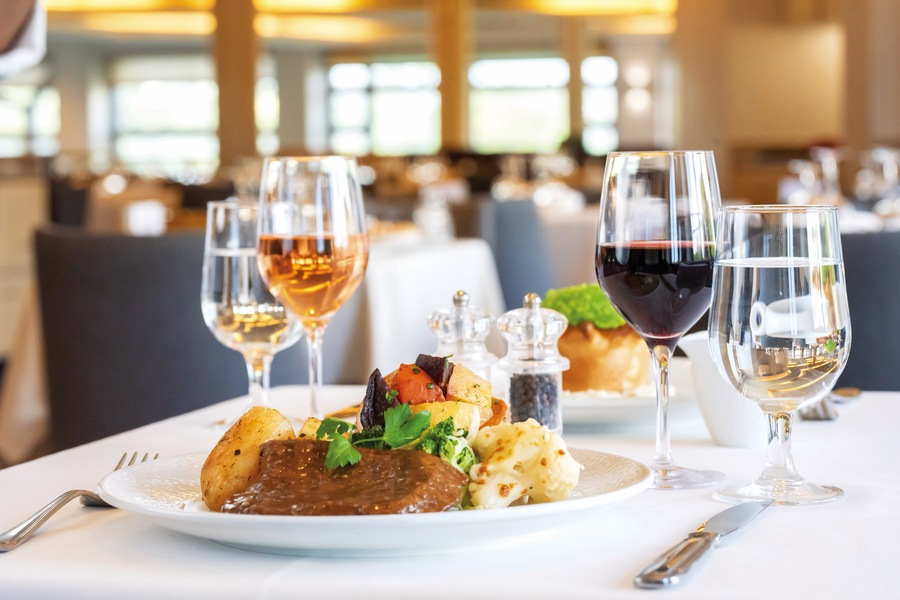Marella Cruises, Marella Explorer 2 Piccadilly's Restaurant 4 ©TUI.jpg